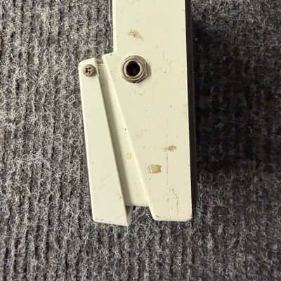 Boss TU-2 Chromatic Tuner (Dark Gray Label) 1998 - 2009 - White image 3
