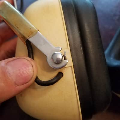 Sansui SS20 Heaphones Egg Over Ear Two-Way 1970s - Cream and black image 6