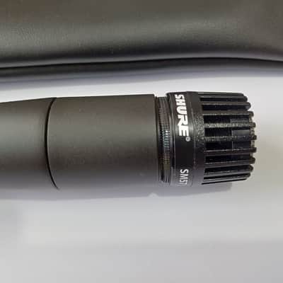 Shure SM57 Cardioid Dynamic Microphone - with zip case and mic clip image 2