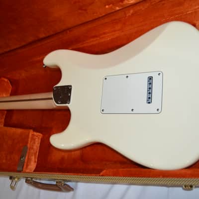 Fender Jeff Beck Artist Series Stratocaster with Hot Noiseless Pickups 2001 - Present - Olympic White image 9