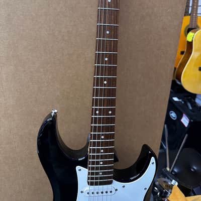 Yamaha EG112C / Y0306 Electric Guitar image 5