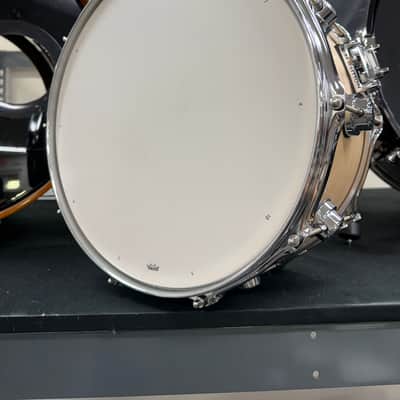 DW Collector's Series Maple 7x14" Snare Drum image 6