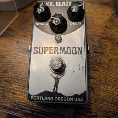 Mr. Black Supermoon Chrome 2014 - Chrome image 1