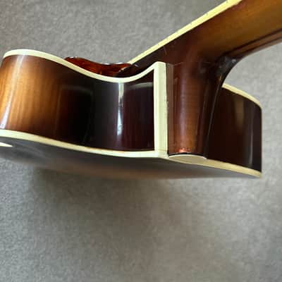 Hofner President 1959 Sunburst w Original case and Guarantee from Selmer image 11