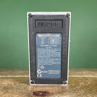 Boss FB-2 Feedbacker/Booster 2011 - Present - Silver image 3