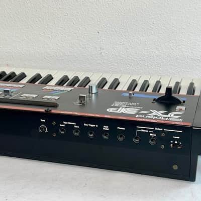 Very Nice Roland JX-3P 61-Key Programmable Preset Polyphonic Synthesizer with PG-200 Programmer  Black, Very Clean Ships Fast  ! image 8