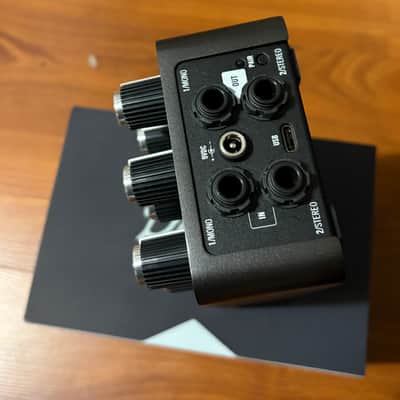 Universal Audio Dream ’65 Reverb Amplifier 2022 - Present - Black image 5