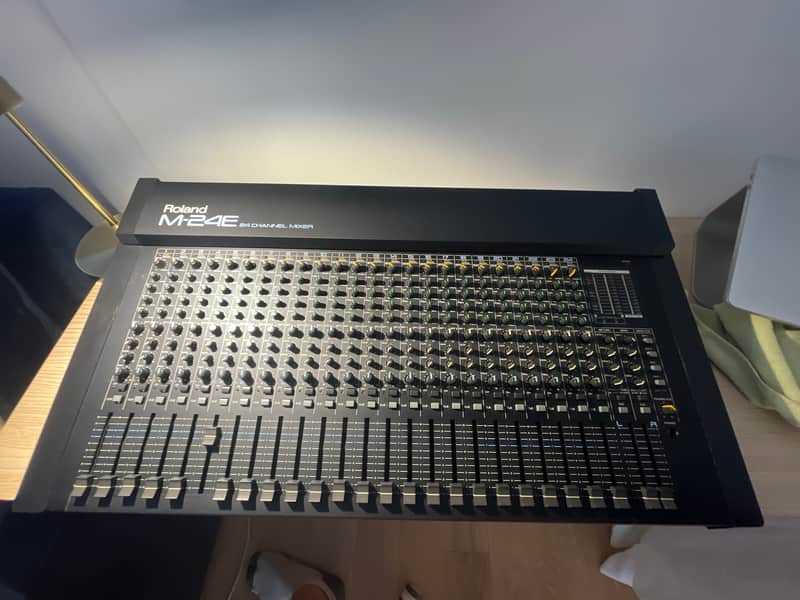 Roland M24E Analogue Mixer | Reverb