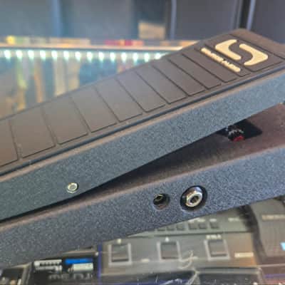 Source Audio SA161 Dual Expression Pedal 2012 - Black image 3