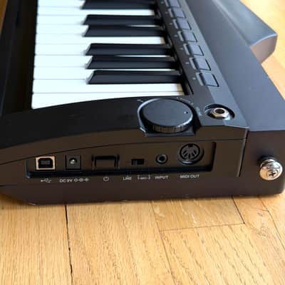 Korg RK-100S BK 37-Key Keytar with Built-In MMT Digital Synth 2010s - Black image 4