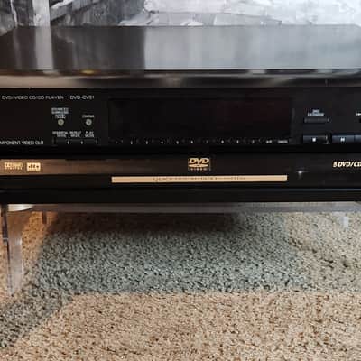 Panasonic Panasonic DVD-CV51  5-disc carousel DVD and CD changer. 2000 - Black image 4