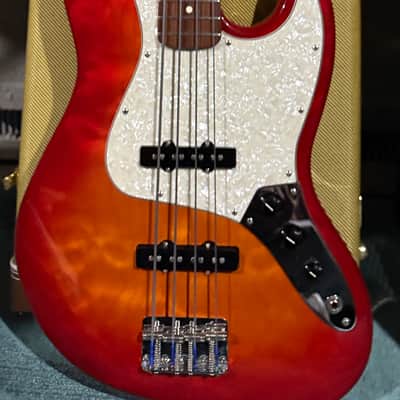 Fender Jazz Bass 2002 - Quilted Maple Cherry Sunburst image 6