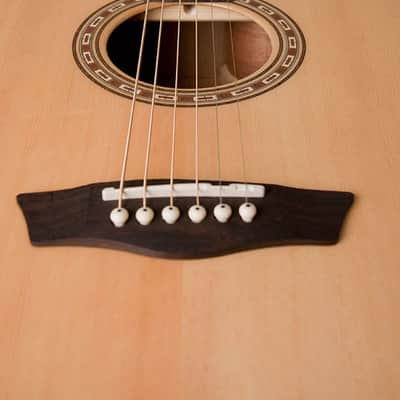 Washburn WD7SCE Harvest Series Solid Sitka Spruce Mahogany Cutaway 6-String Acoustic-Electric Guitar image 4