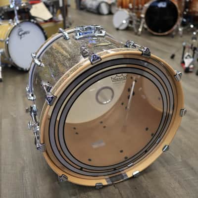 Used Pearl Masters MCX All Maple 18x22" Bass Drum (Bronze Glass) image 3