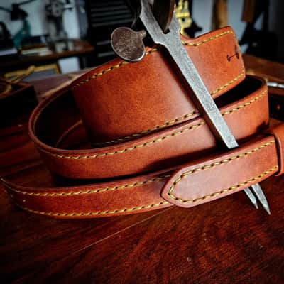 Handmade Leather Guitar Strap - Wolf in Chestnut and Pea Green [SOLD, MORE MADE TO ORDER] image 6