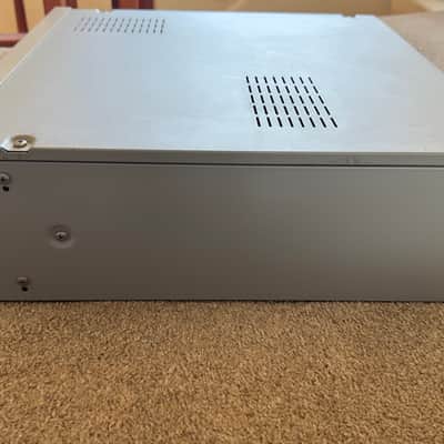 Akai s3000i (s3000 with internal SCSI expansion) image 5