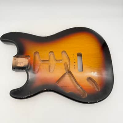 MJT Stratocaster Body Alder Relic Nitro Lefty 3-Tone mjt6698 image 3