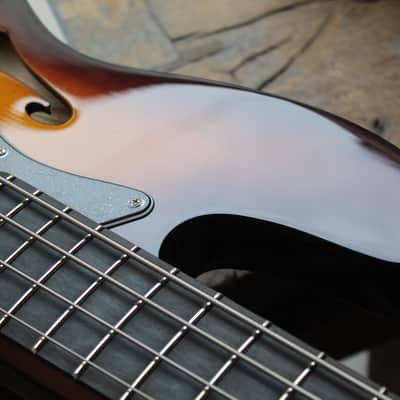 FENDER "Limited Edition Suona Jazz Bass Thinline" HARDCASE, 3, 96 KG image 5