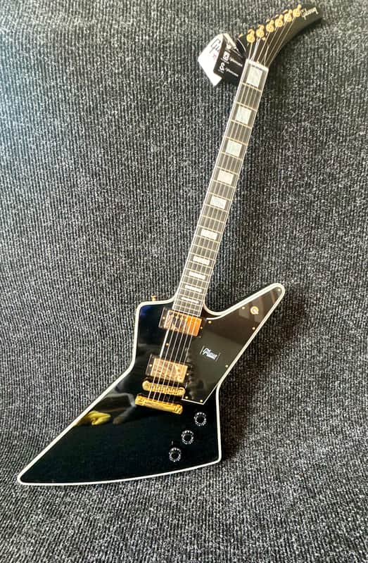 2017 Gibson Custom Shop Explorer Custom Ebony - Unplayed w/ OHSC, COA & Case Candy