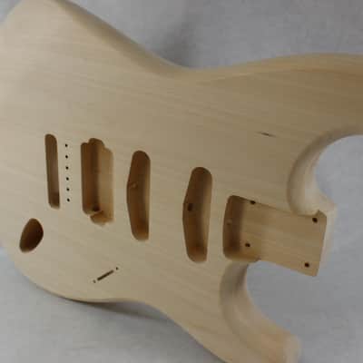 Unfinished Basswood HSS Strat Stratocaster body Fits Fender neck J918 image 6