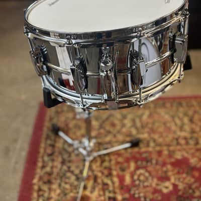 Ludwig LM402 Supraphonic 6.5x14" 10-Lug Aluminum Snare Drum 1985 - Present - Chrome-Plated image 3