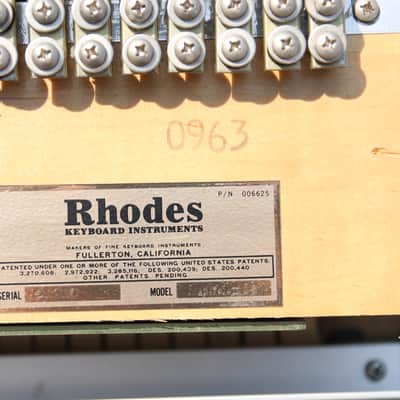 Fender Rhodes 88 with Super Satellite System 1976 image 12