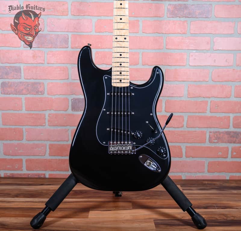 Fender Custom Shop ‘59 Reissue NOS Stratocaster Black 2001 w/Hardshell Case image 1