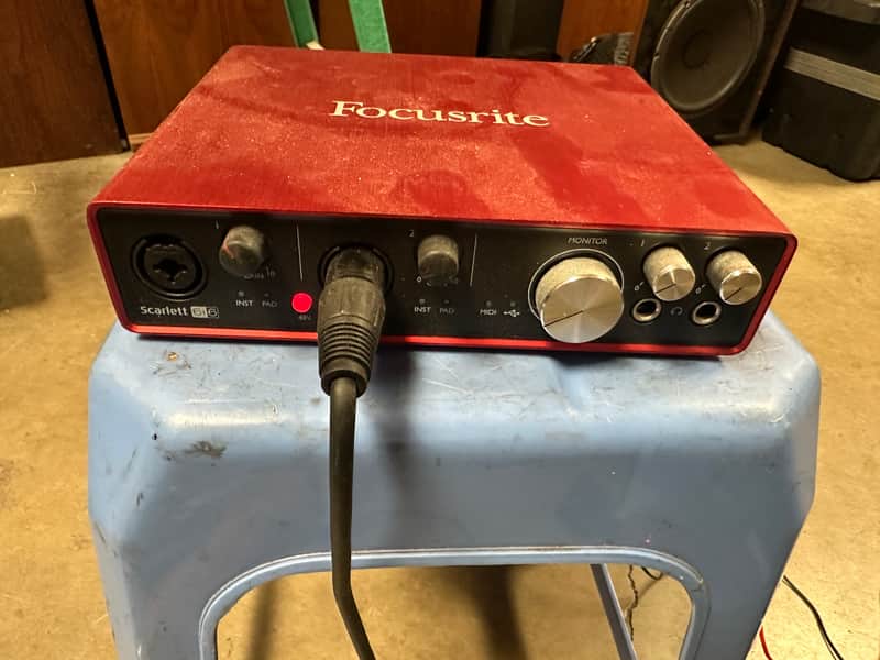 Focusrite Scarlett 6i6 USB 2.0 Audio Interface 2013 - 2016 - Red / Black image 1
