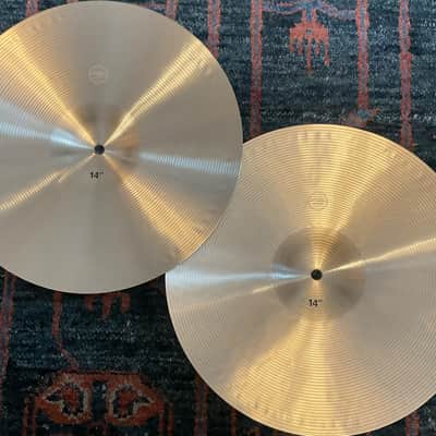 Paiste 14" Formula 602 Medium Hi-Hat Cymbals (Pair) image 7