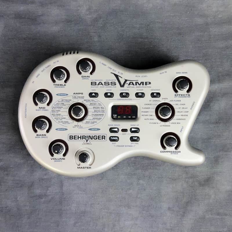 Behringer BASS V-AMP Multi-effects Pedal image 1