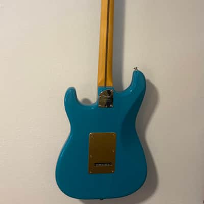 Fender American Professional II Stratocaster with Fat 60s Pickup Upgrade image 3