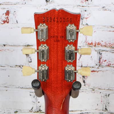 Gibson - 2021 Les Paul Deluxe Electric Guitar - Cherry Sunburst w/Reliced Neck - w/OHSC USED image 7