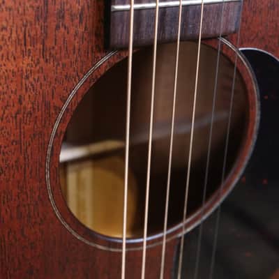 Martin USA 00-15M - Rosewood Fingerboard, Natural image 5