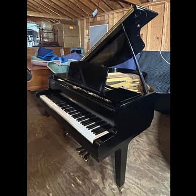 Yamaha G1 Grand Piano - 5'3" Ebony Great Sound image 2