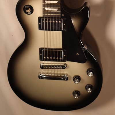 Gibson Les Paul Studio Silver Burst electric guitar with hard shell Gibson case used 2009 image 8
