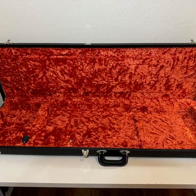 2018 Fender Flea Jazz Bass Road Worn Shell Pink - Mint Condition + G&G Hardshell Case image 16