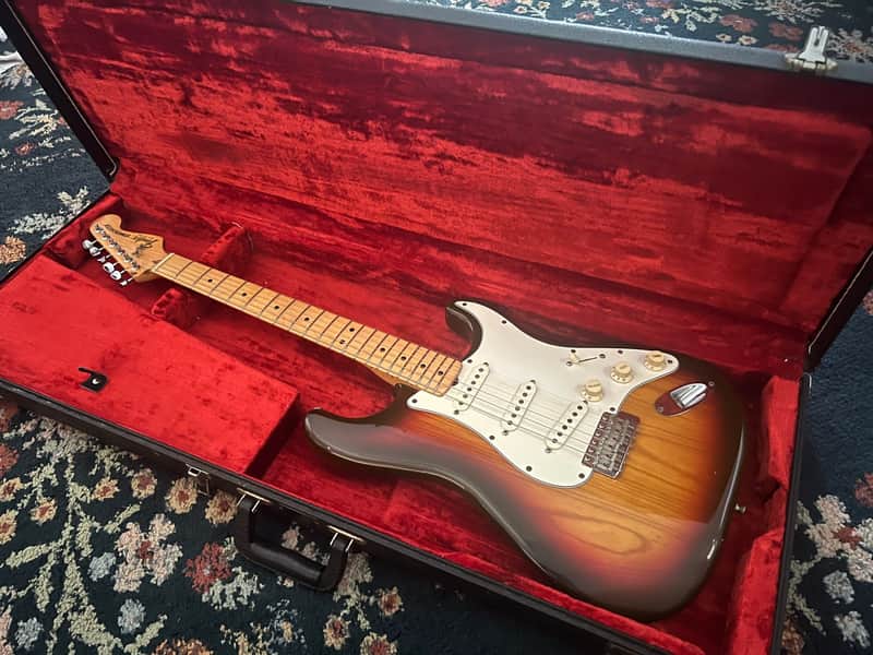 1982 Fender "Dan Smith" Stratocaster - Sienna Sunburst image 1