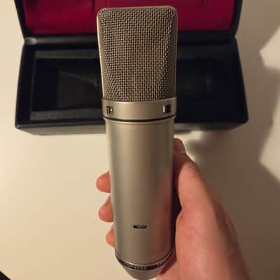 Neumann U 87 Large Diaphragm Multipattern Condenser Microphone 1967 - 1985 - Nickel image 4