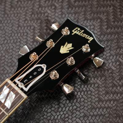 Gibson Dove Original 2019 - Present - Vintage Cherry Sunburst image 4