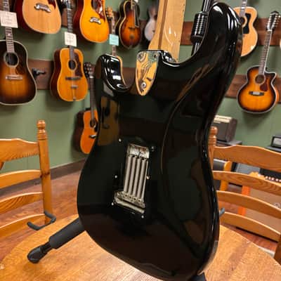 1981 Fender Stratocaster with Maple Fretboard Black image 13