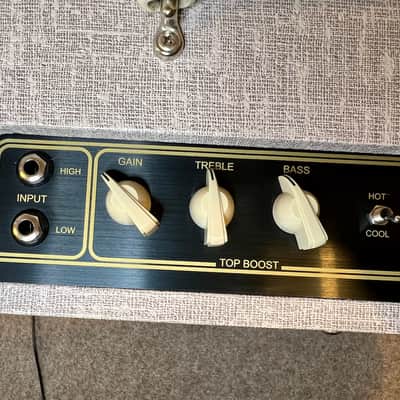 Vox VOX AC4HW1 Hand-Wired 4-Watt Tube Guitar Combo Amp 2016 - Fawn vinyl and Brown Diamond image 13