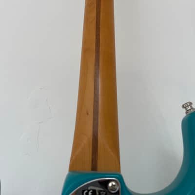 Fender American Professional II Stratocaster with Roasted Maple Neck, Rosewood Fretboard 2024 - 2025 - Sonic Blue image 7