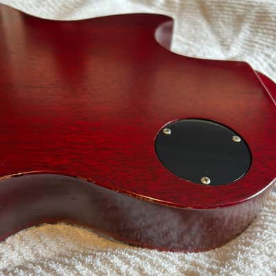 Gibson Les Paul Future Tribute with Min-ETune image 9