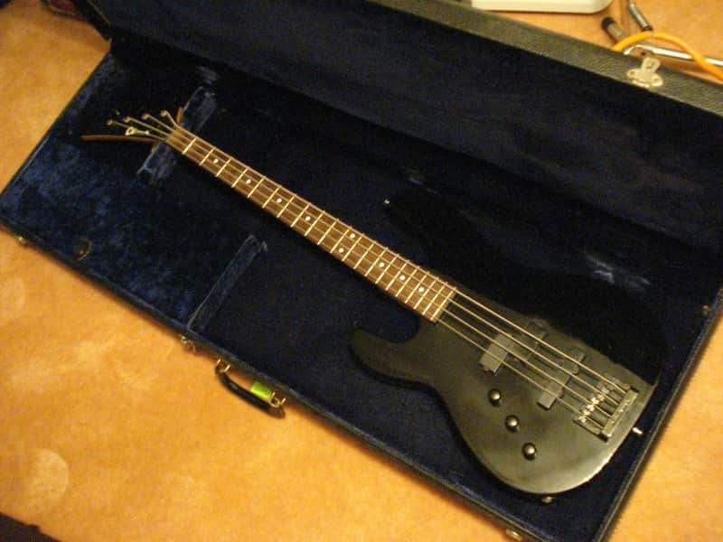 Jackson Charvel 80s LEFTY Vintage Concert 4 String Bass Guitar w/Hard Shell Case image 1