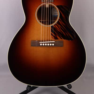 Bourgeois LDBS: LDB Standard/TS, Touchstone Series, Torrefied Sitka Spruce Top, Mahagony back and sides. 2026 image 1