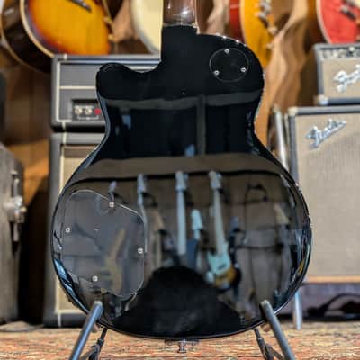 Guild Newark St. Collection Aristocrat HH 2020 - Present - Trans Black Burst image 2