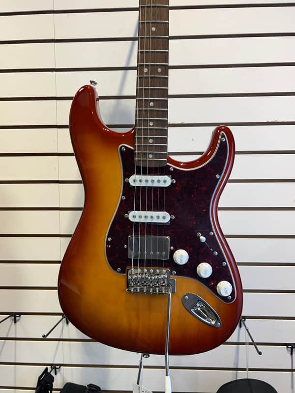 Squier Classic Vibe '60s Stratocaster - HSS - Sienna Sunburst image 1