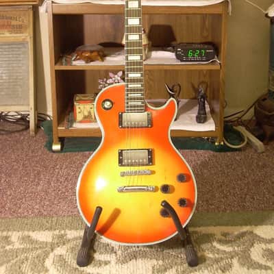 Kent Les Paul Copy 70's Sunburst image 12