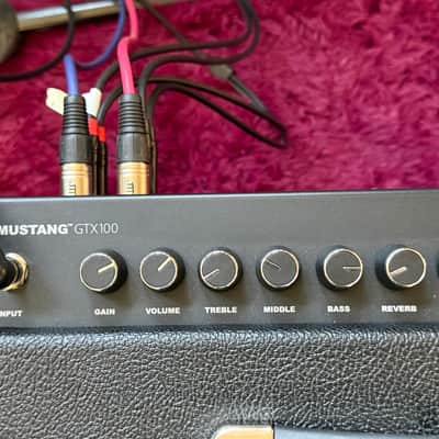 Fender Mustang GTX100 100-Watt 1x12" Digital Modeling Guitar Combo 2020 - Present - Black image 3