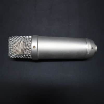 RODE NT1-A Large Diaphragm Cardioid Condenser Microphone 2002 - Present - Silver image 5